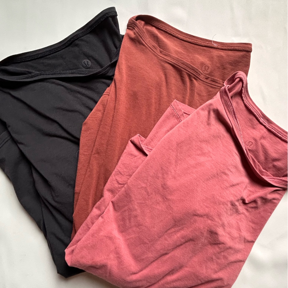 LULULEMON Set of Three Long Sleeve Tee’s